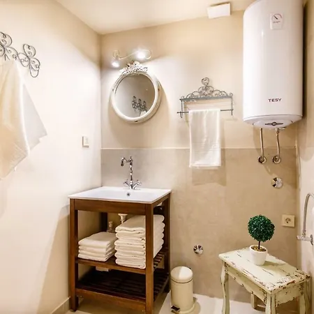 Apartament House 